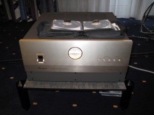 Accuphase CLEAN POWER SUPPLY  PS-1210